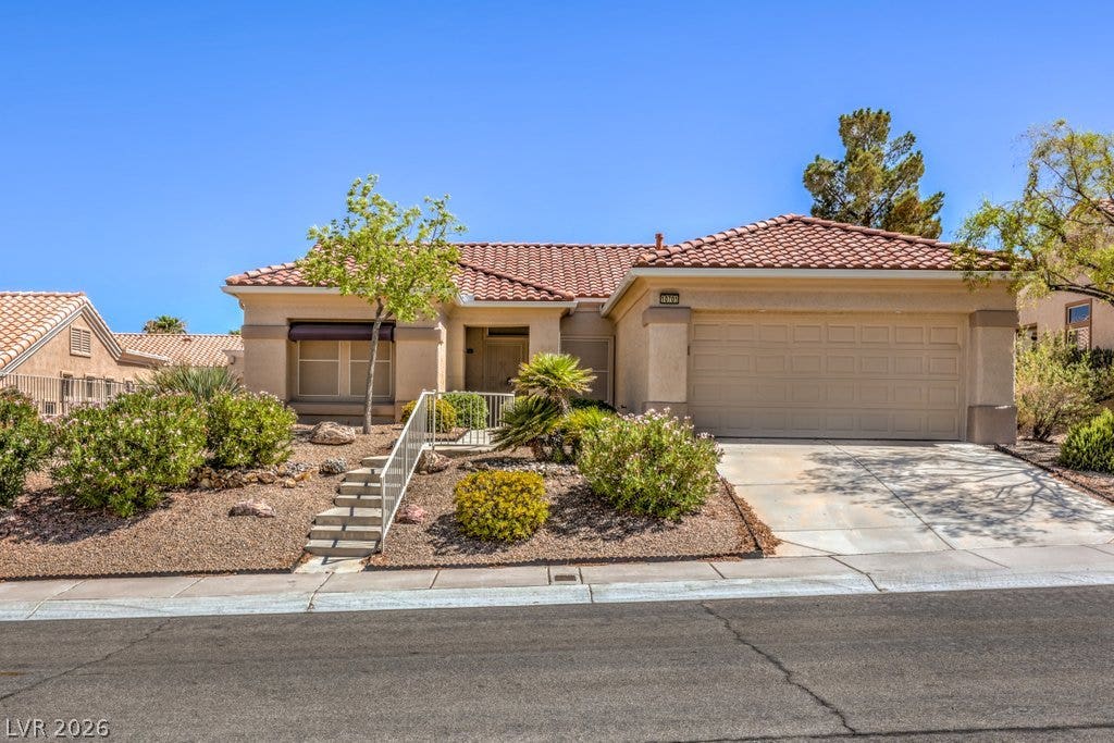 10701 Sky Meadows Avenue, Las Vegas, NV 89134