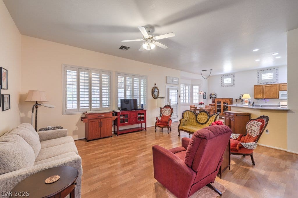 10701 Sky Meadows Avenue, Las Vegas, NV 89134