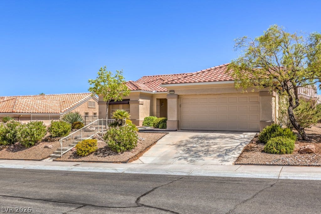 10701 Sky Meadows Avenue, Las Vegas, NV 89134