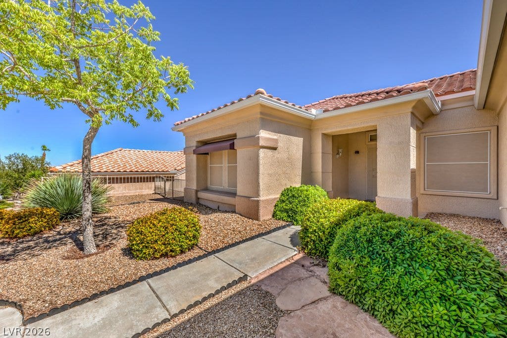 10701 Sky Meadows Avenue, Las Vegas, NV 89134