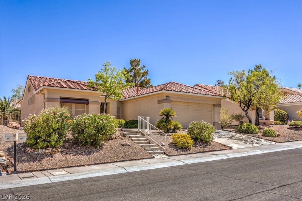 10701 Sky Meadows Avenue, Las Vegas, NV 89134