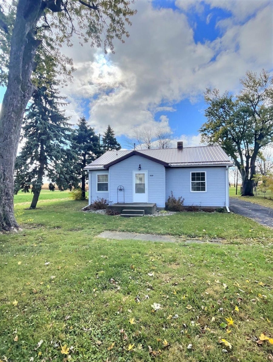 Property photo for 209 Maple Street, Goodland, IN
