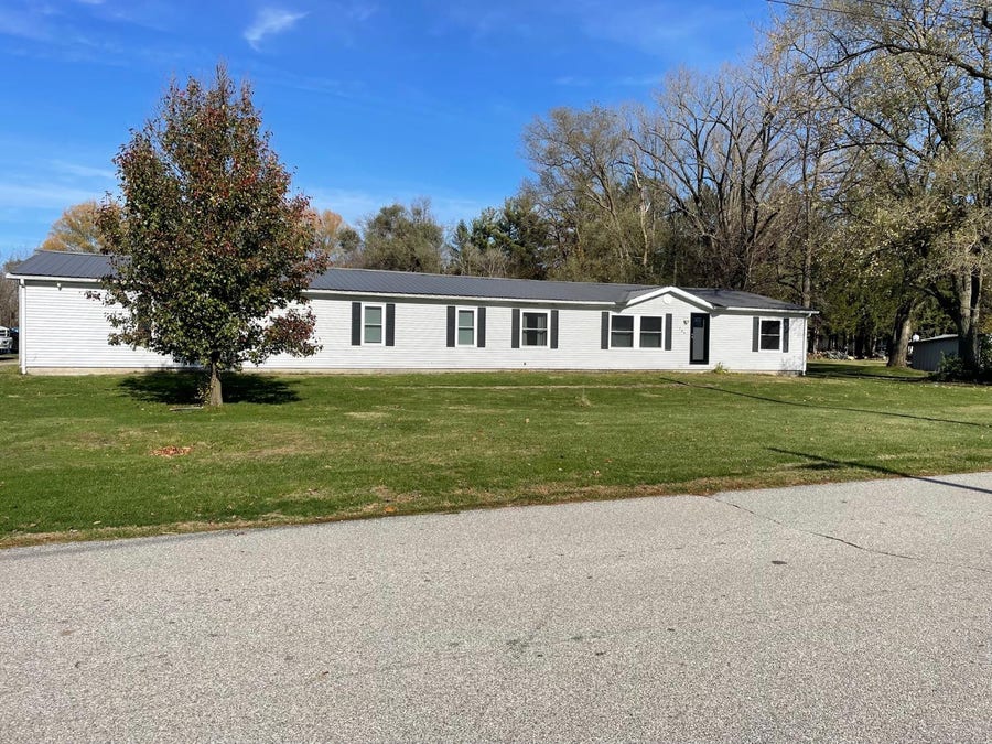 Property photo for 204 Hanley Street, Brook, IN