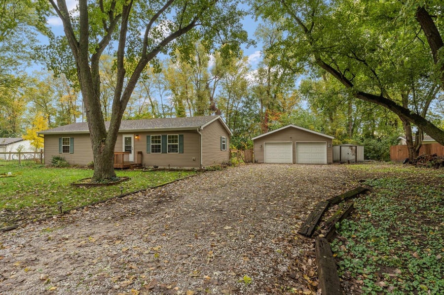 Property photo for 2560 N 1071, DeMotte, IN