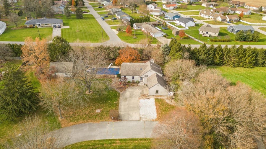 Property photo for 501 Hawkeye Lane, Kentland, IN
