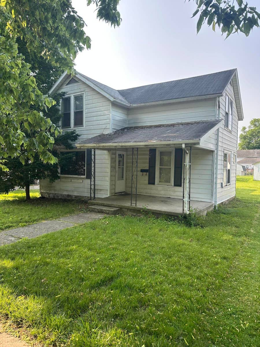 Property photo for 107 Lincoln Street, Kentland, IN