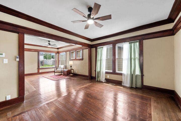 Linc front room famil