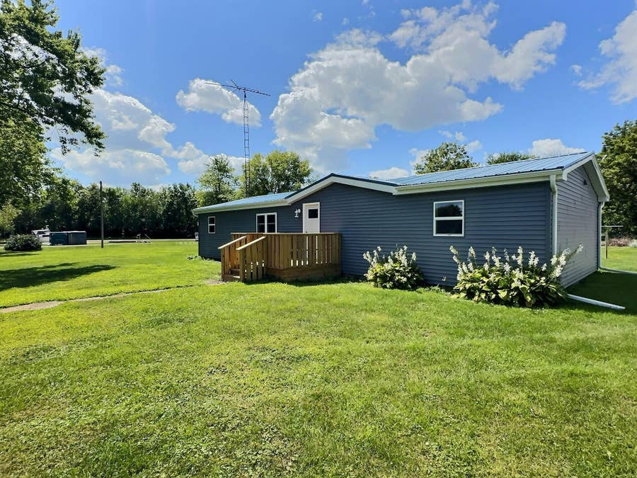 Property photo for 306 Chestnut Street, Earl Park, IN