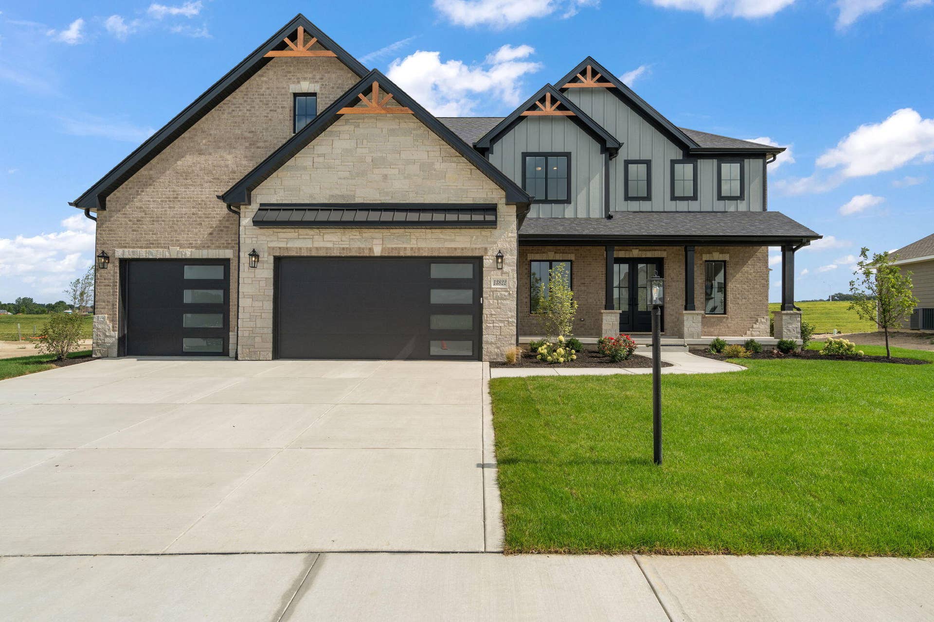 57-web-or-mls-DSC09518 (2)