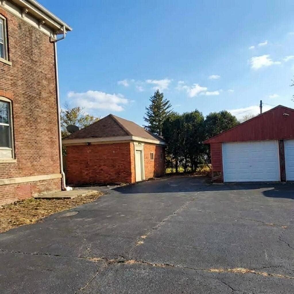 garage