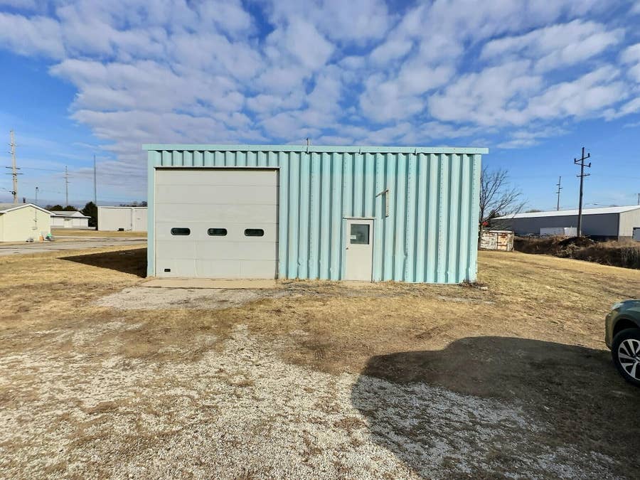 Property photo for 402 Old 41 Road, Kentland, IN