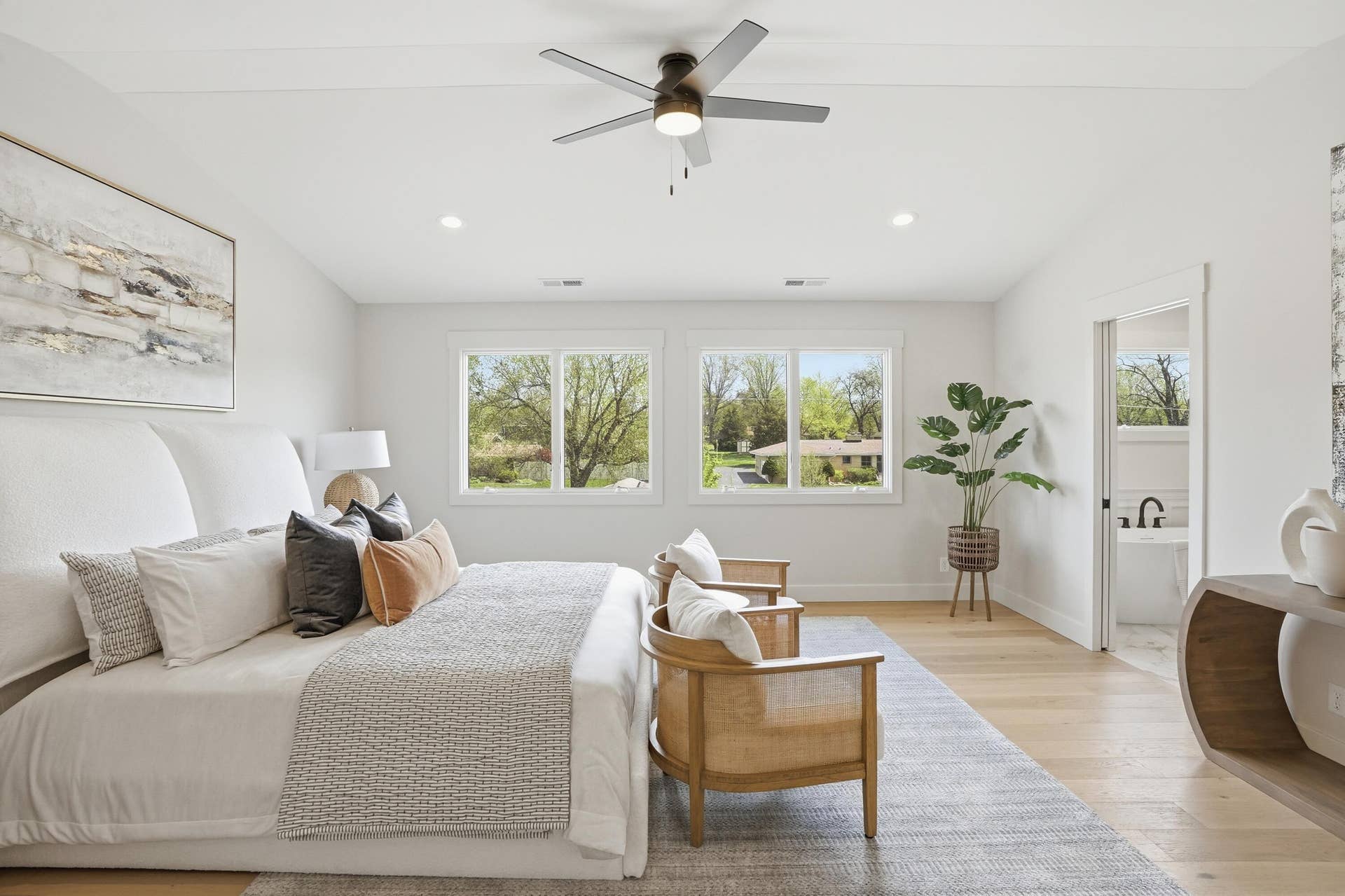 9353 Corydalis Avenue, St. John, IN 46373 primary bed