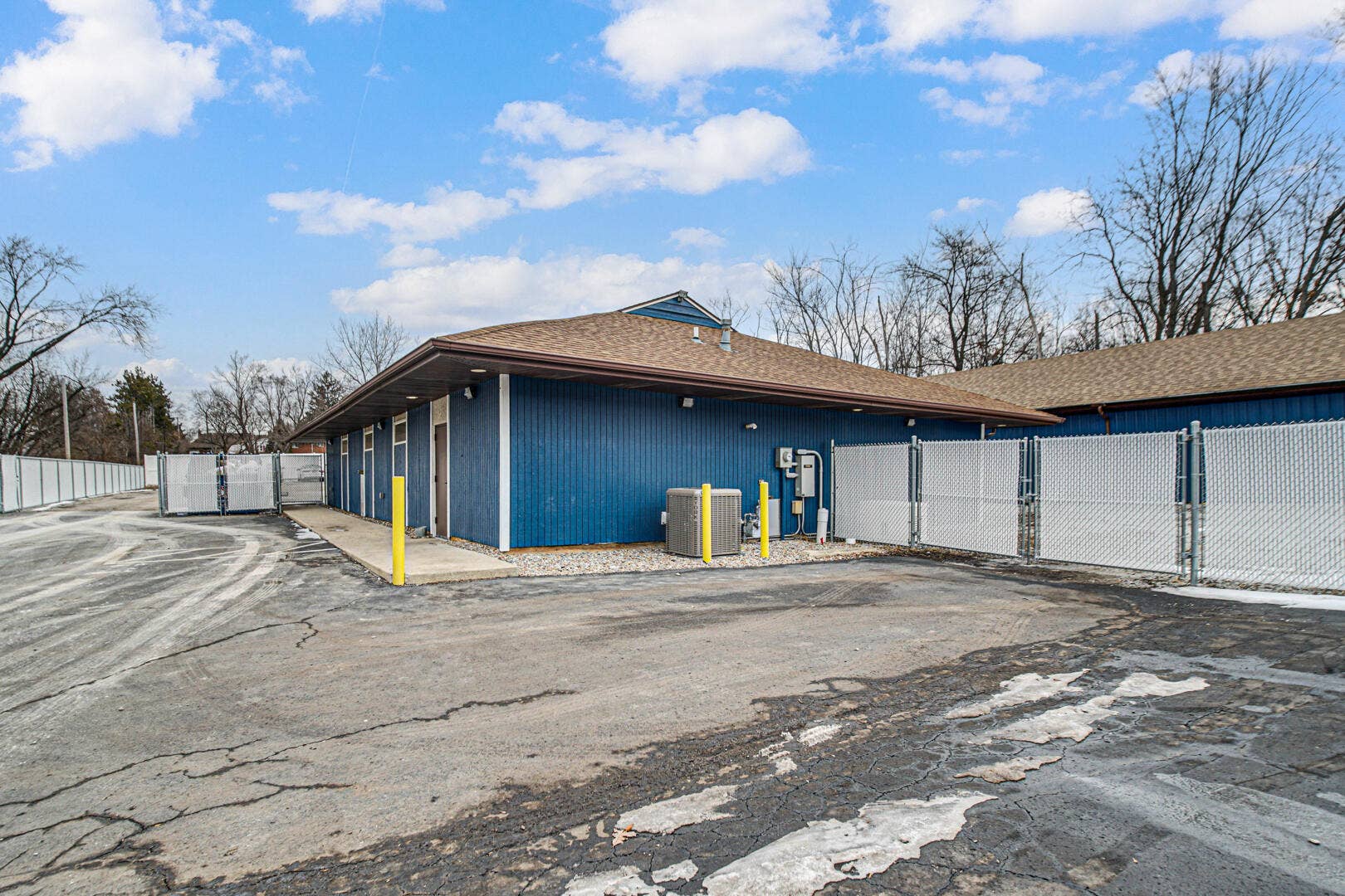6400 Lincoln Highway, #105, Crown Point, IN 46307 DSC03525