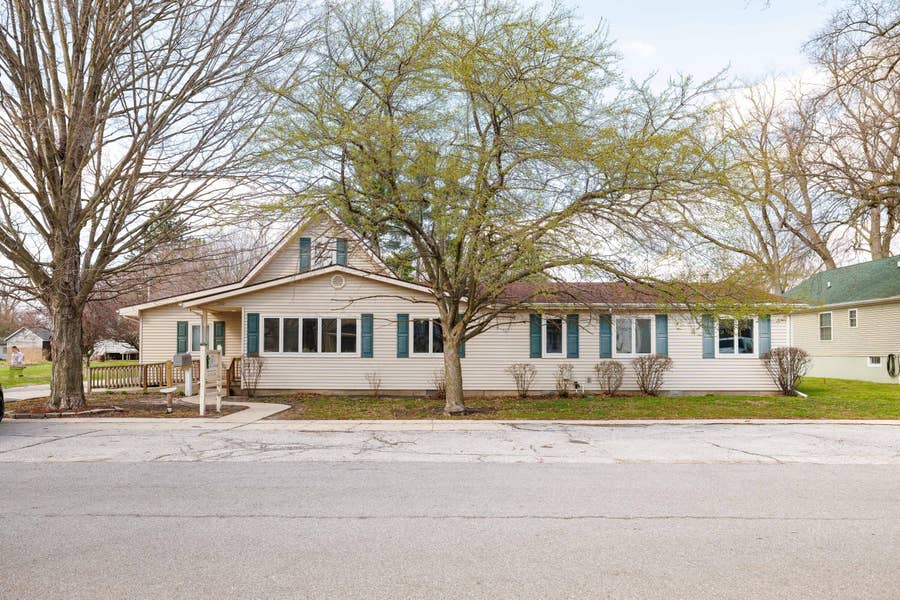 Property photo for 310 Lincoln Street, Kentland, IN