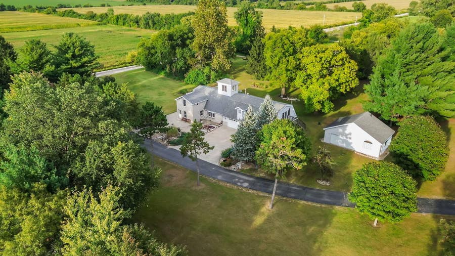 Property photo for 2549 N 1100, DeMotte, IN