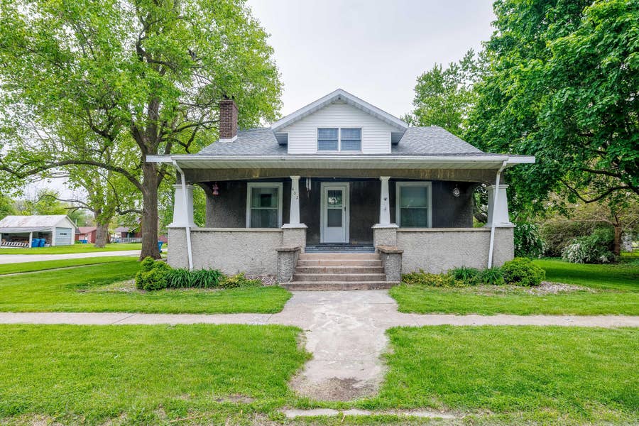 Property photo for 602 State Street, Morocco, IN