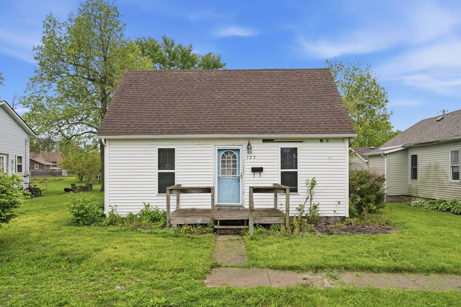 Property photo for 123 Scott Street, Rensselaer, IN