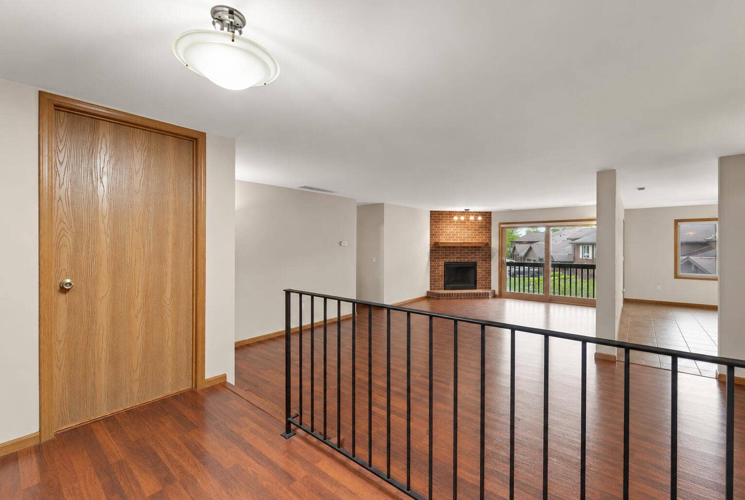 2549 Lakeshore Drive, Crown Point, IN 46307 2