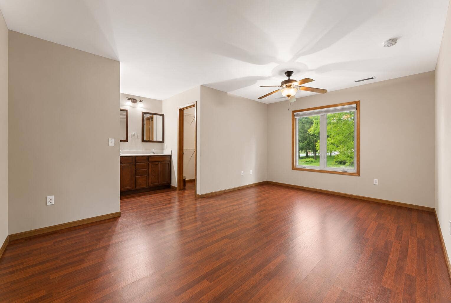 2549 Lakeshore Drive, Crown Point, IN 46307 4