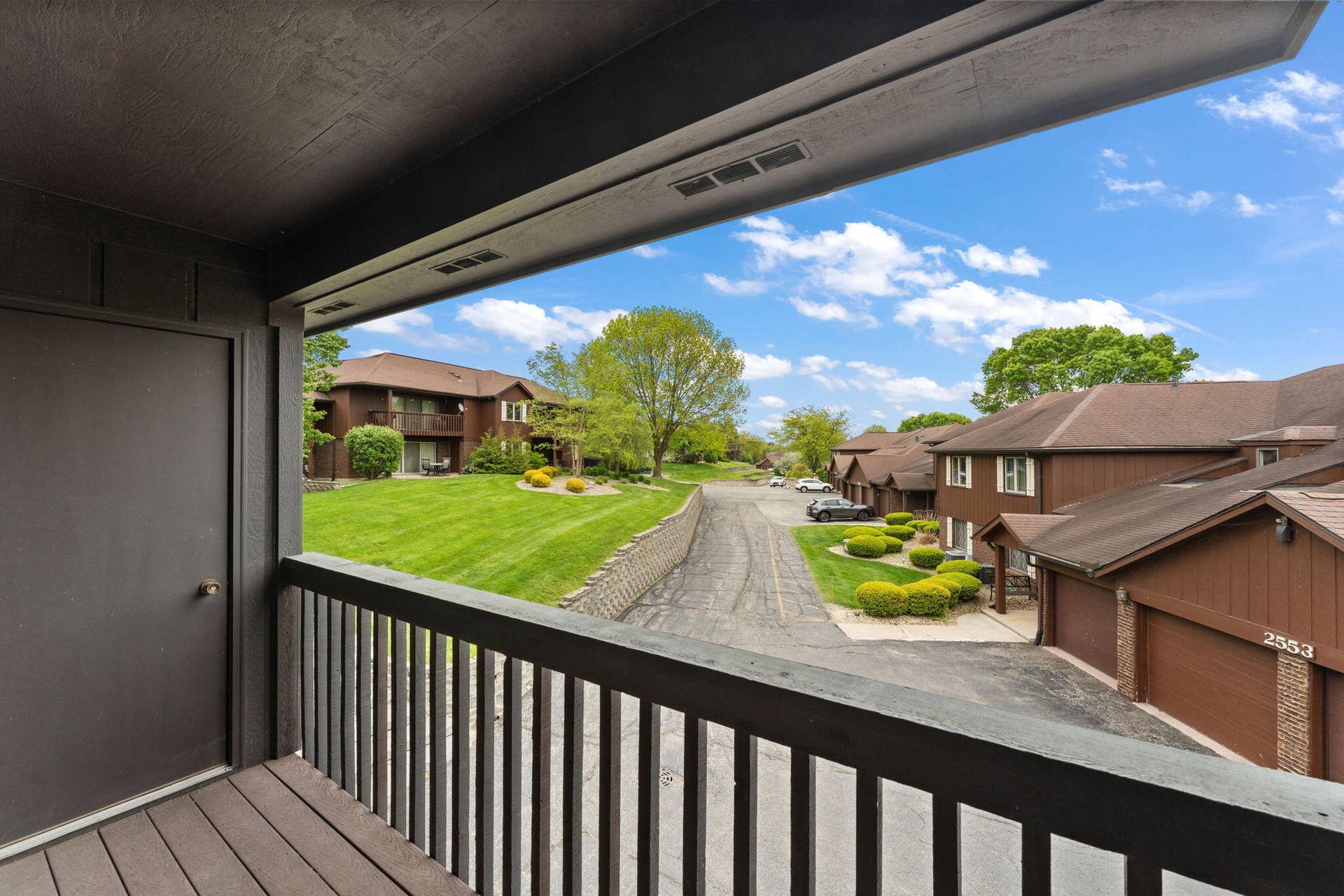 2549 Lakeshore Drive, Crown Point, IN 46307 26-web-or-mls-DSC07573