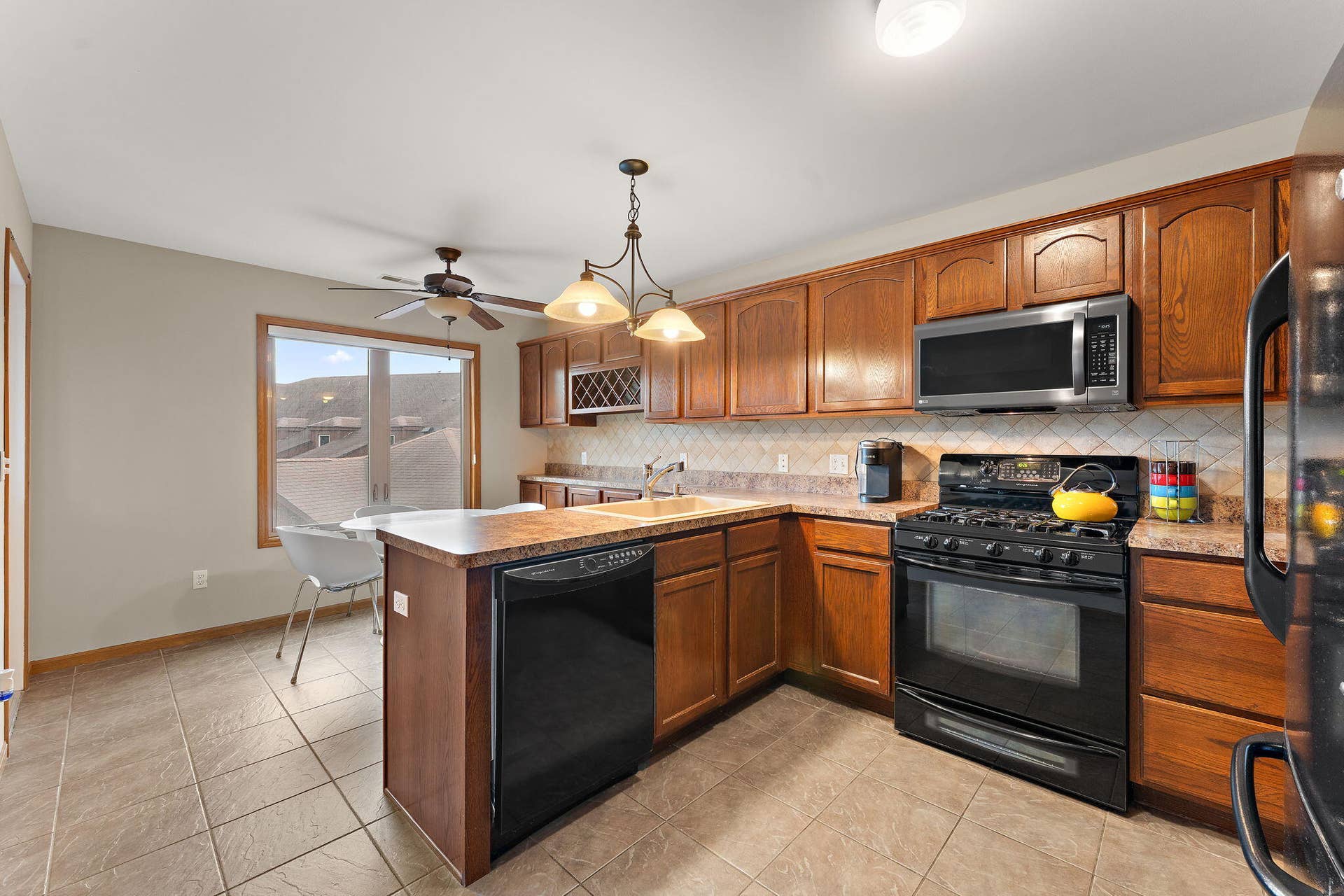 2549 Lakeshore Drive, Crown Point, IN 46307 12-web-or-mls-DSC07520
