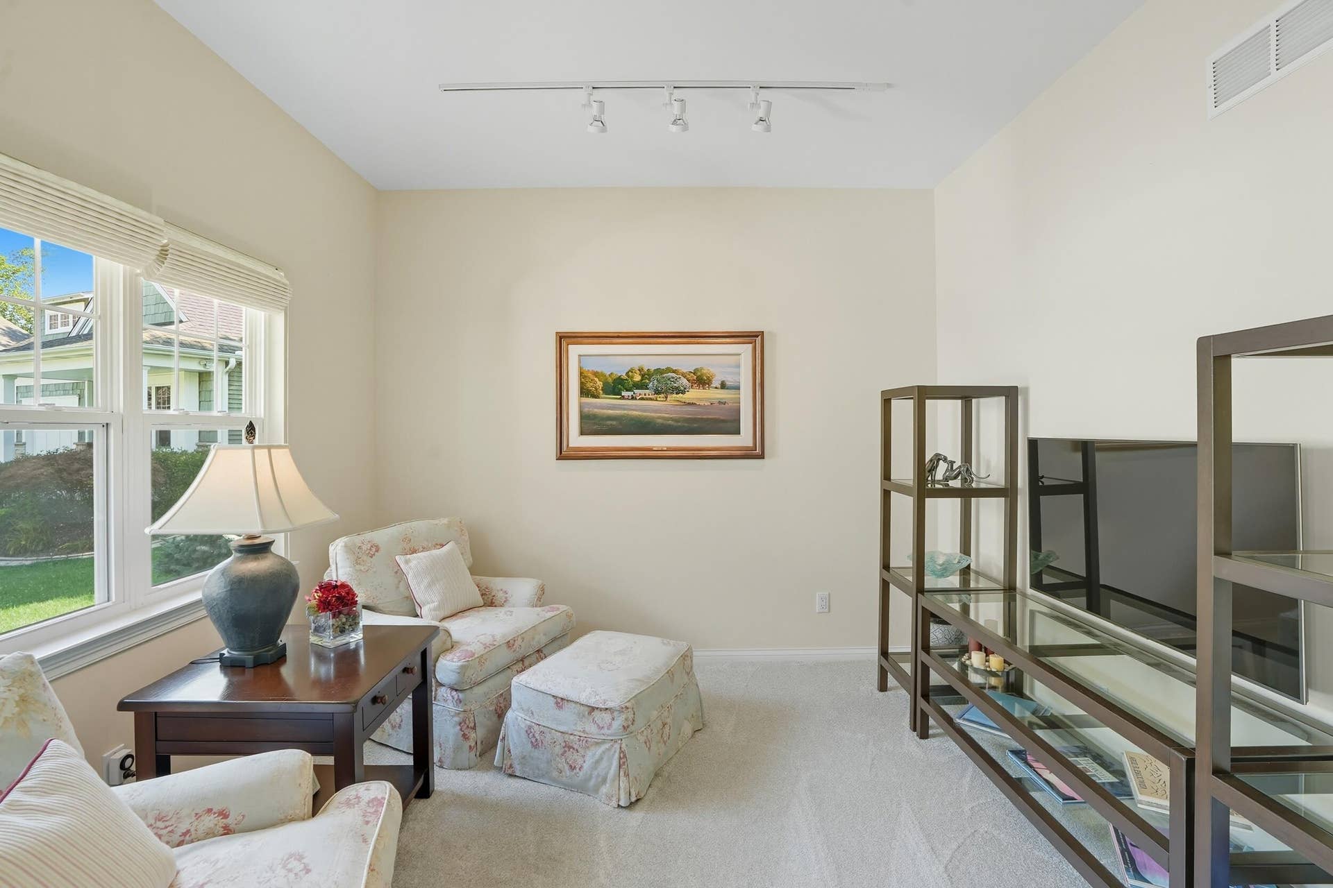 1730 Briam Court, Valparaiso, IN 46383 7 office den