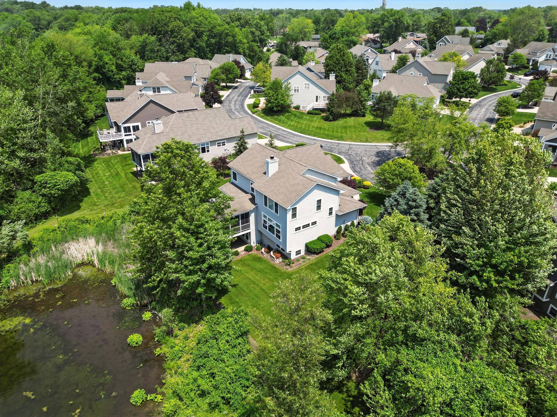 1730 Briam Court, Valparaiso, IN 46383 51 drone