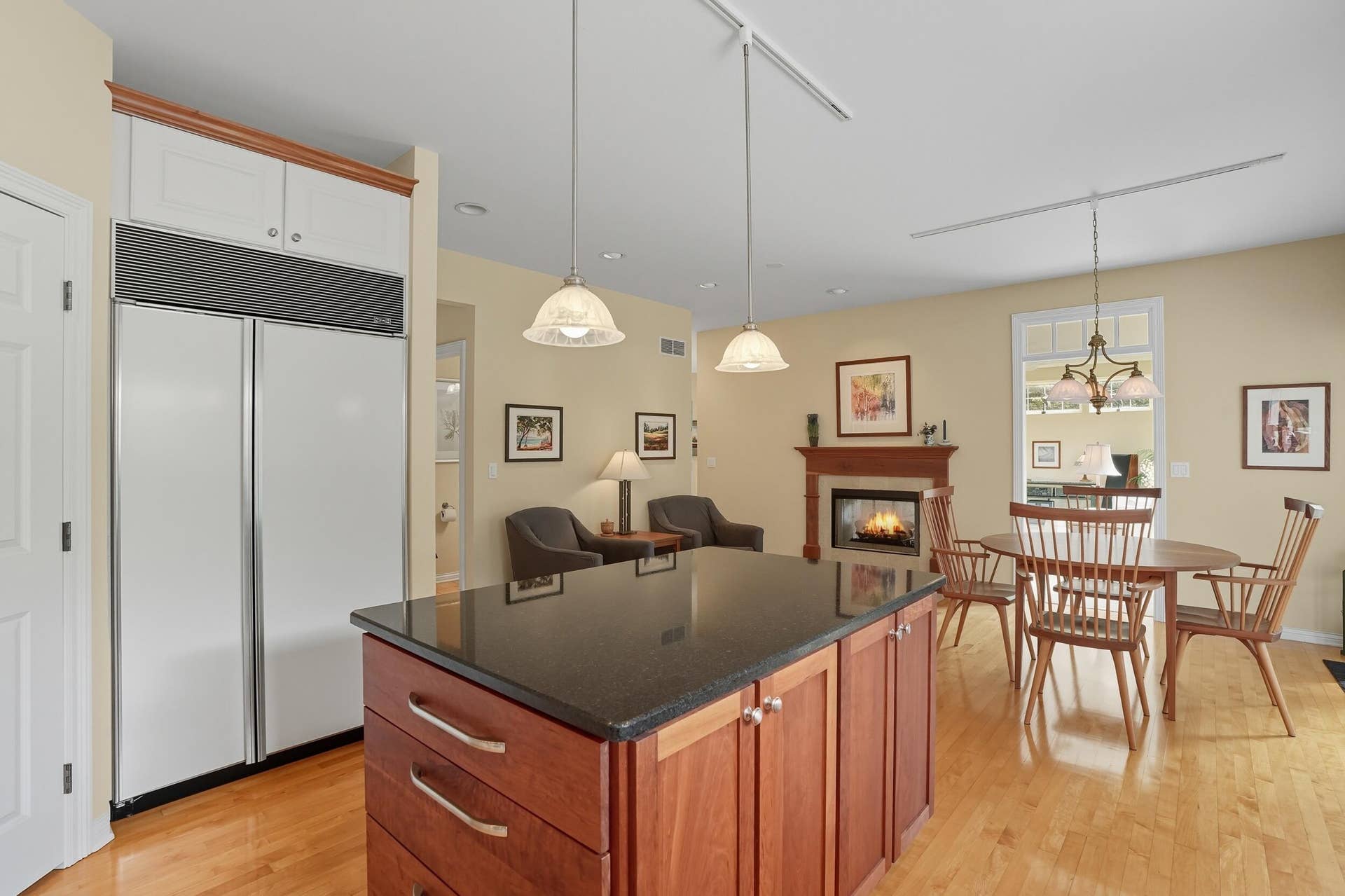 1730 Briam Court, Valparaiso, IN 46383 17 kitchen