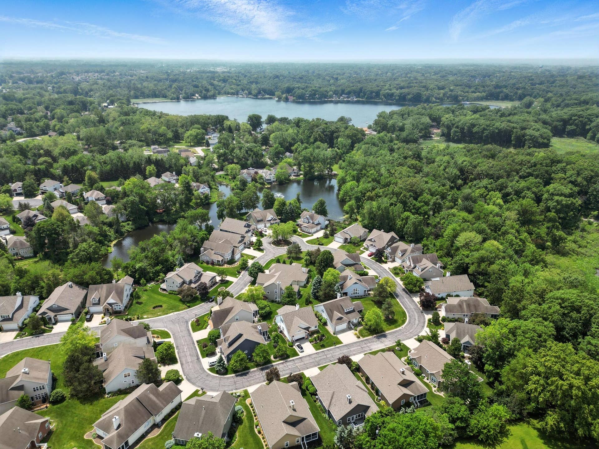 1730 Briam Court, Valparaiso, IN 46383 57 drone