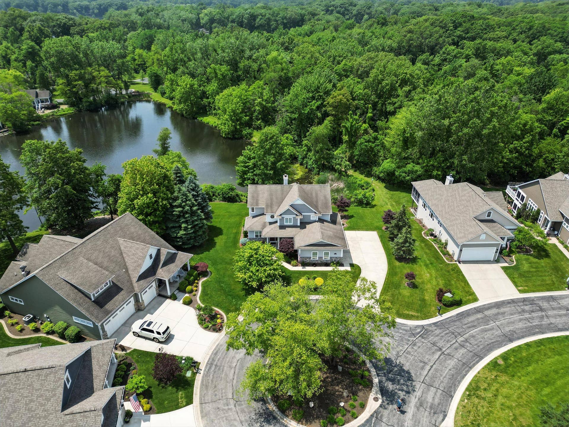 1730 Briam Court, Valparaiso, IN 46383 50 drone