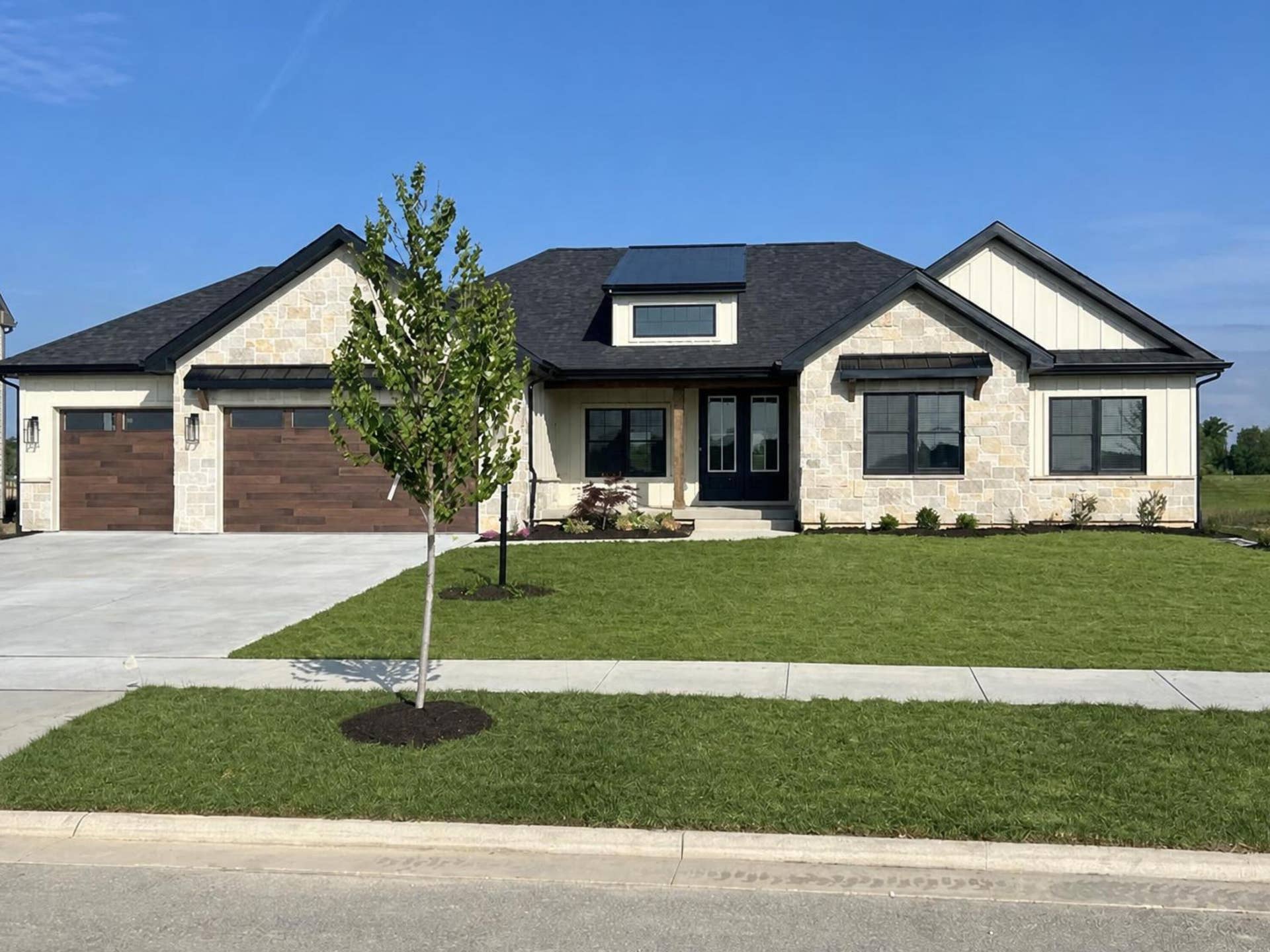 Remove Yard Sign & Shadow Edit