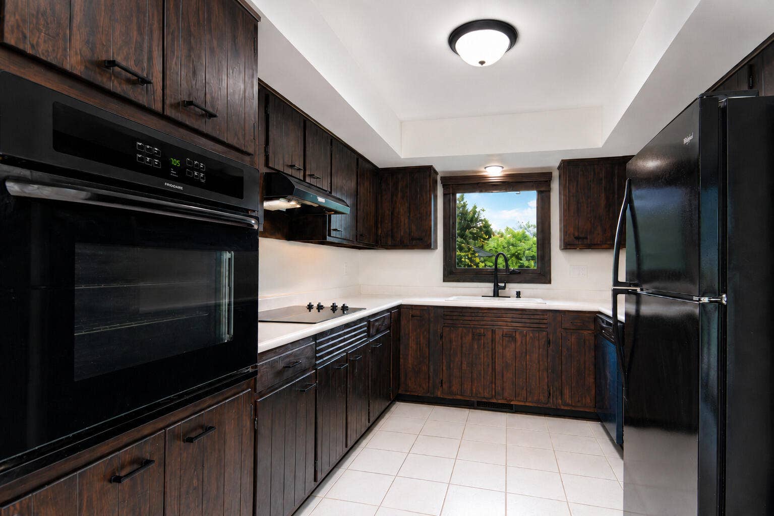 12000 Oakwood Drive, St. John, IN 46373 12000 N Oakwood Dr, St. John, IN 14