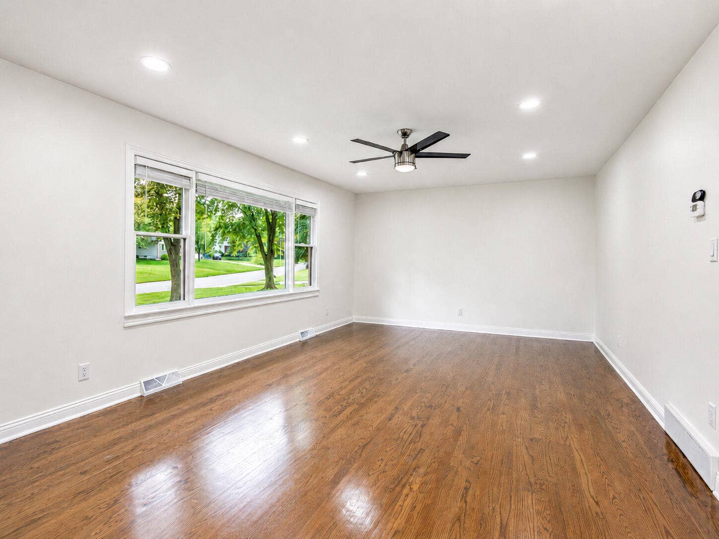 12000 Oakwood Drive, St. John, IN 46373 12000 N Oakwood Dr, St. John, IN 15
