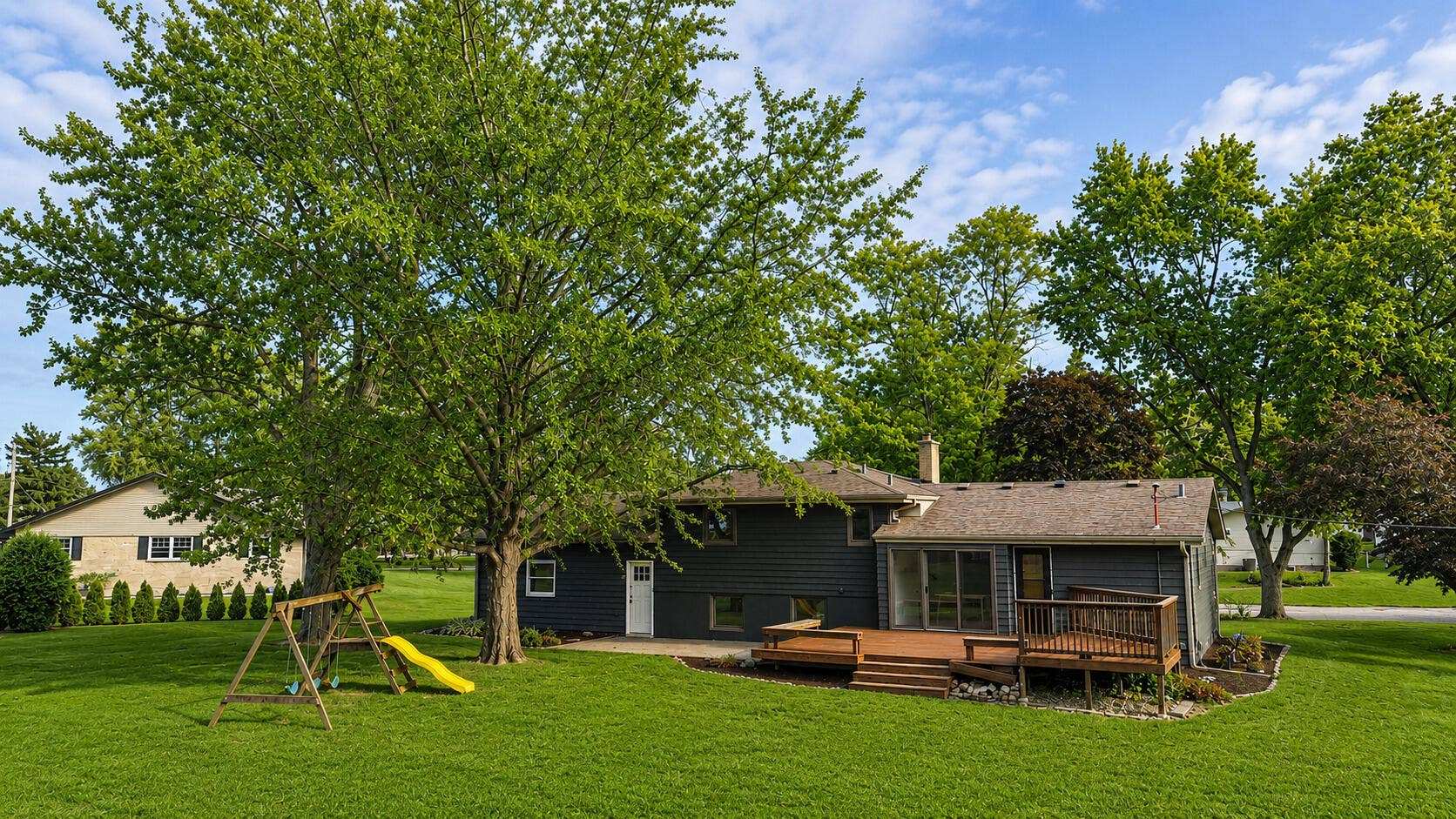 12000 Oakwood Drive, St. John, IN 46373 12000 N Oakwood Dr, St. John, IN 22