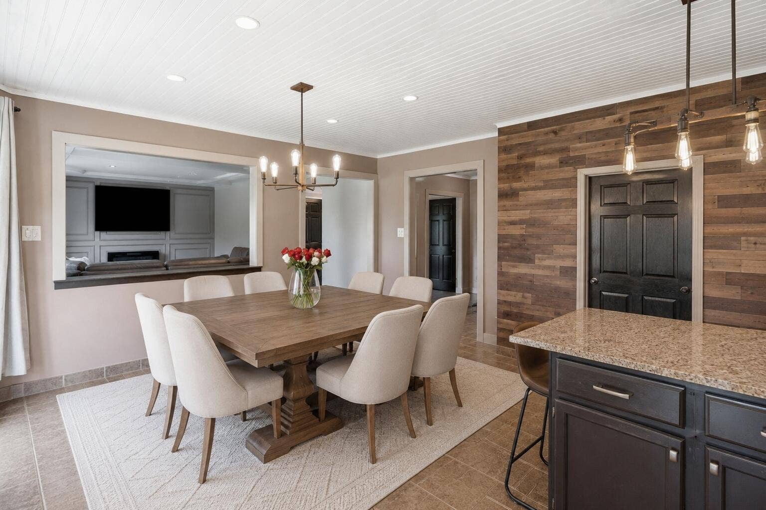 Kitchen Facing Dining Room