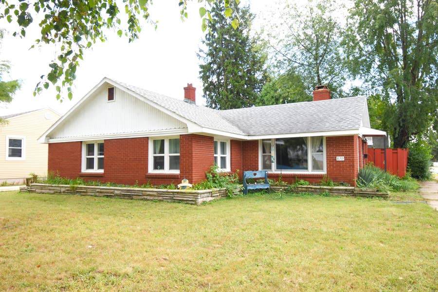 Property photo for 829 Washington Street, Rensselaer, IN