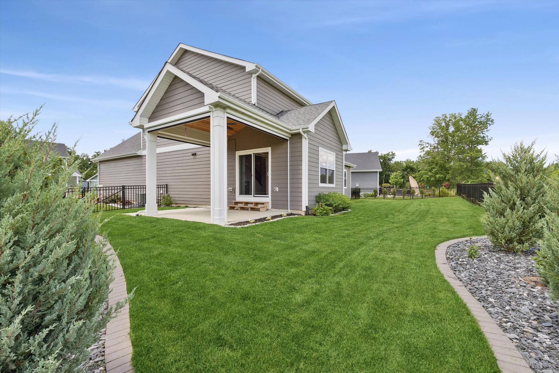 3202 Forestside Lane, Valparaiso, IN 46385 30-Back