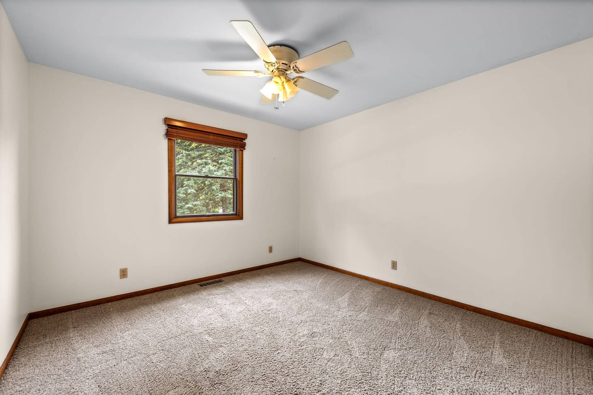 23-web-or-mls-DDP_7609
