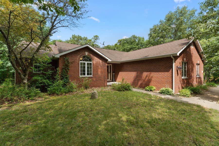 Property photo for 10856 E Makeever Drive, DeMotte, IN