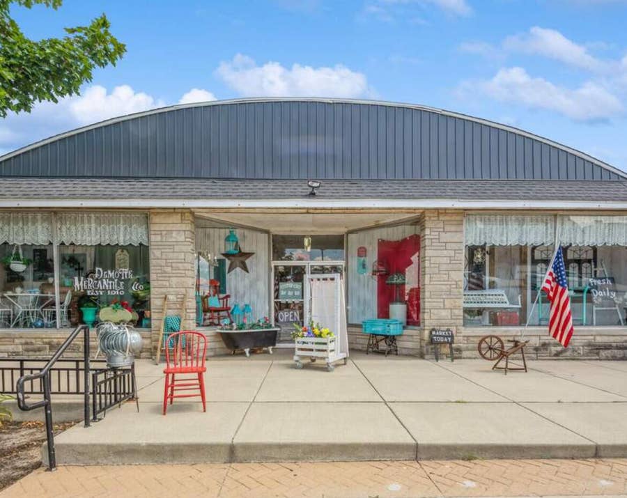 Property photo for 821 Halleck Street, DeMotte, IN