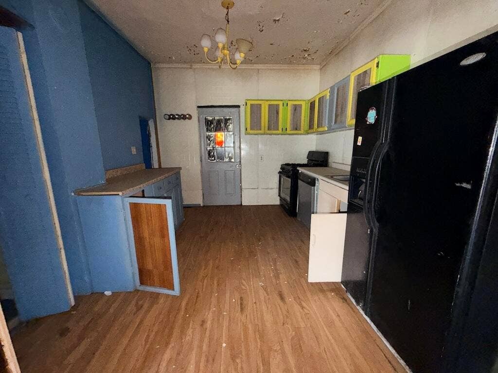 kitchen full