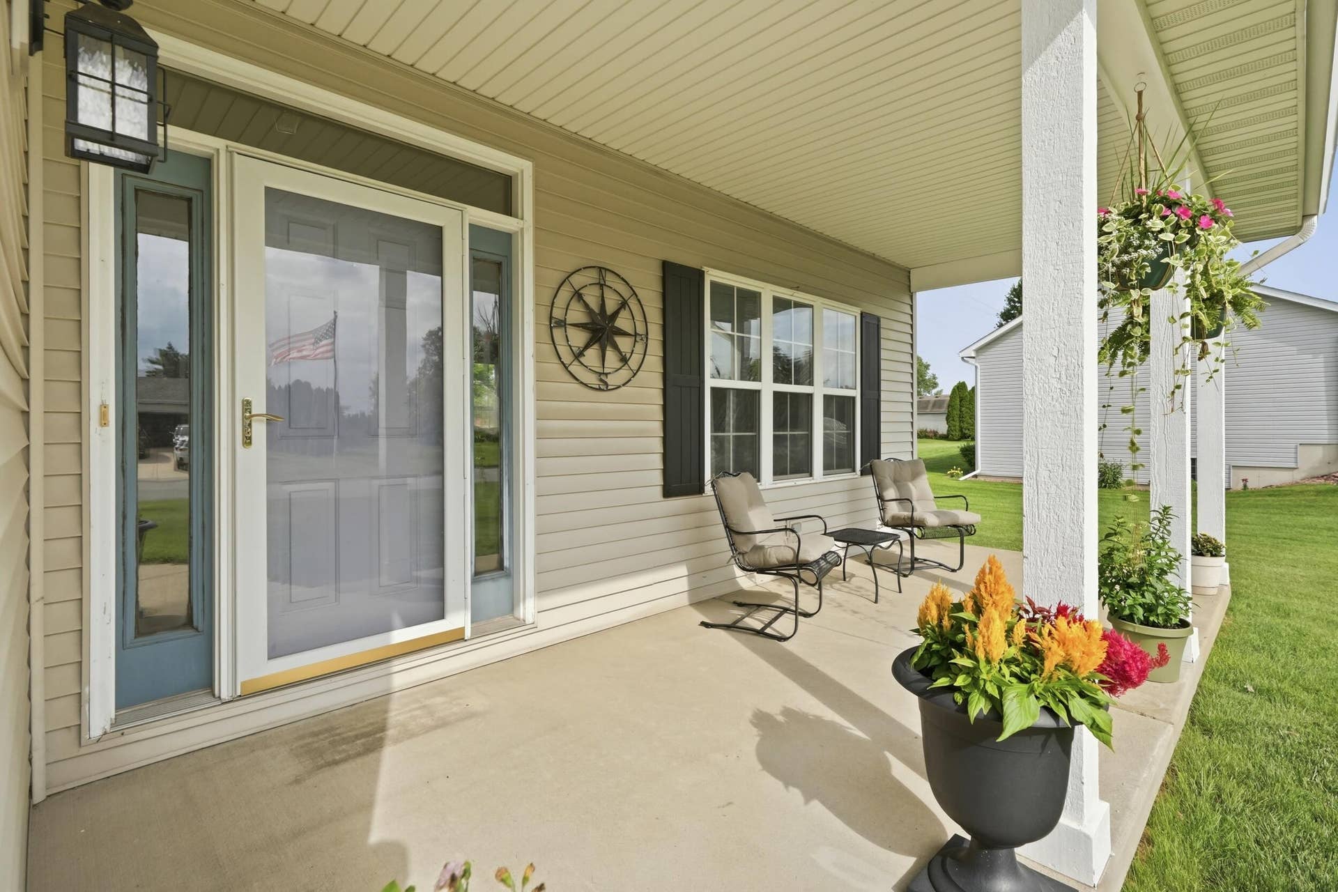 555 Lake Park Drive, Valparaiso, IN 46385 dsc07648