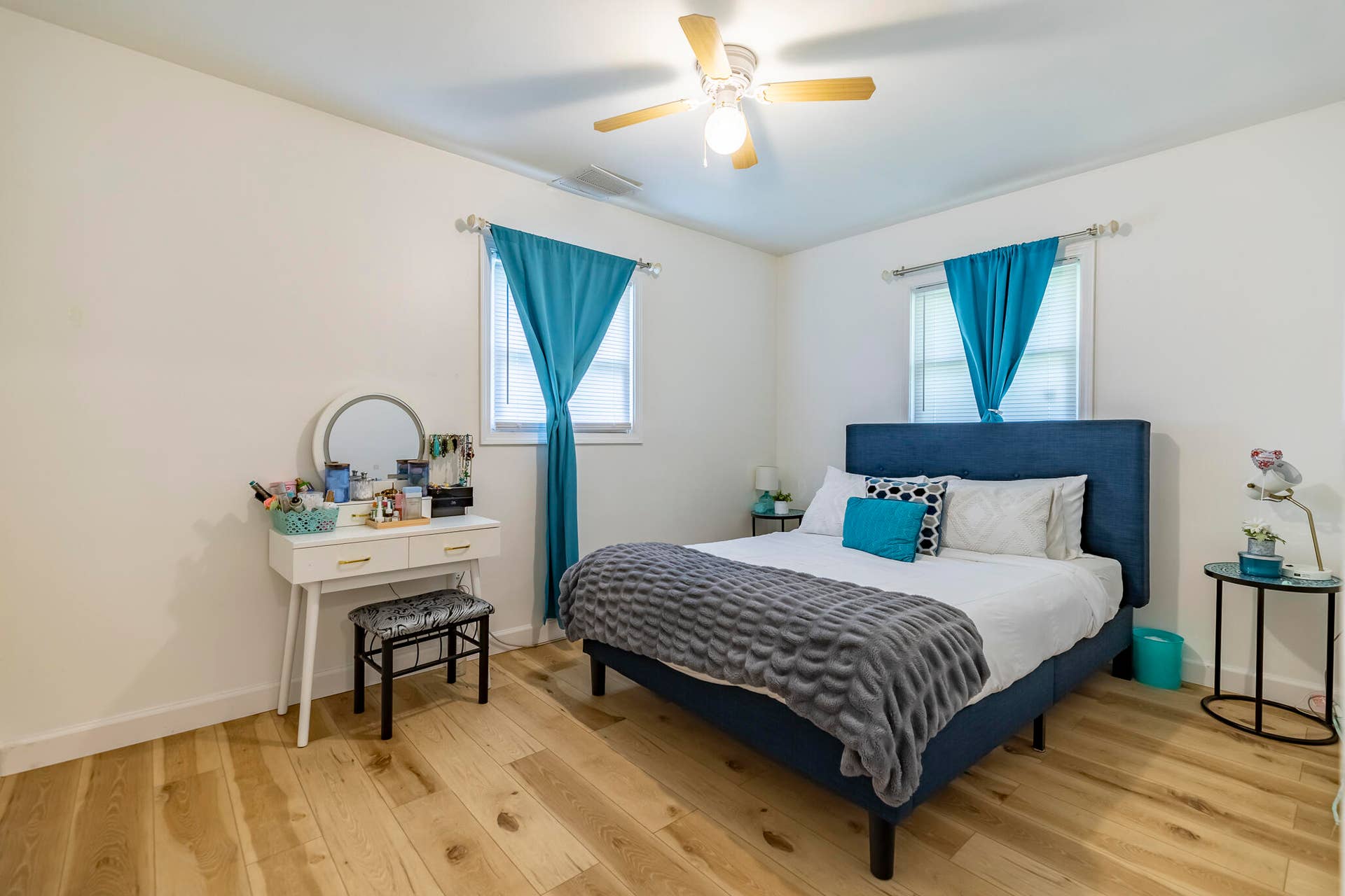 5420 Marcella Rd-26