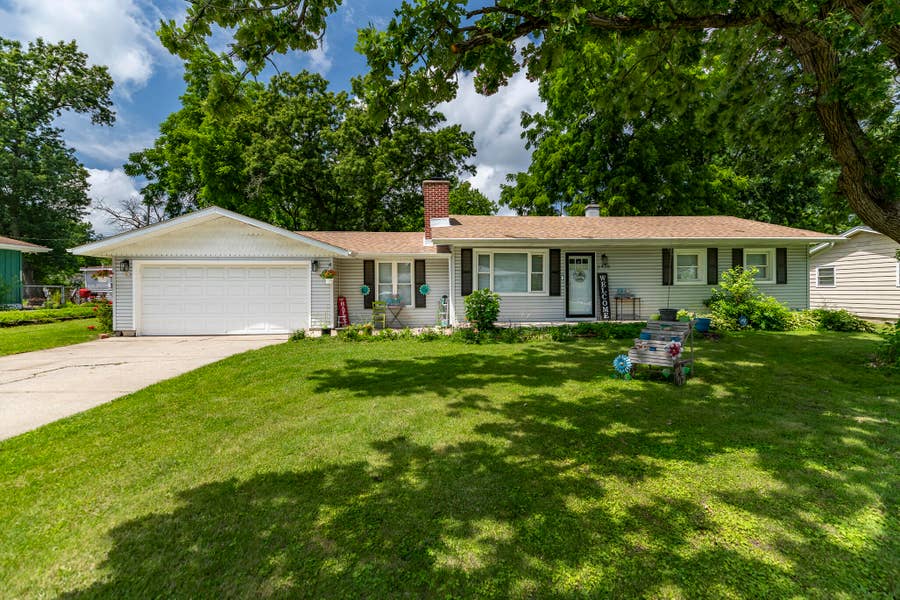 Property photo for 5420 Marcella Road, Merrillville, IN