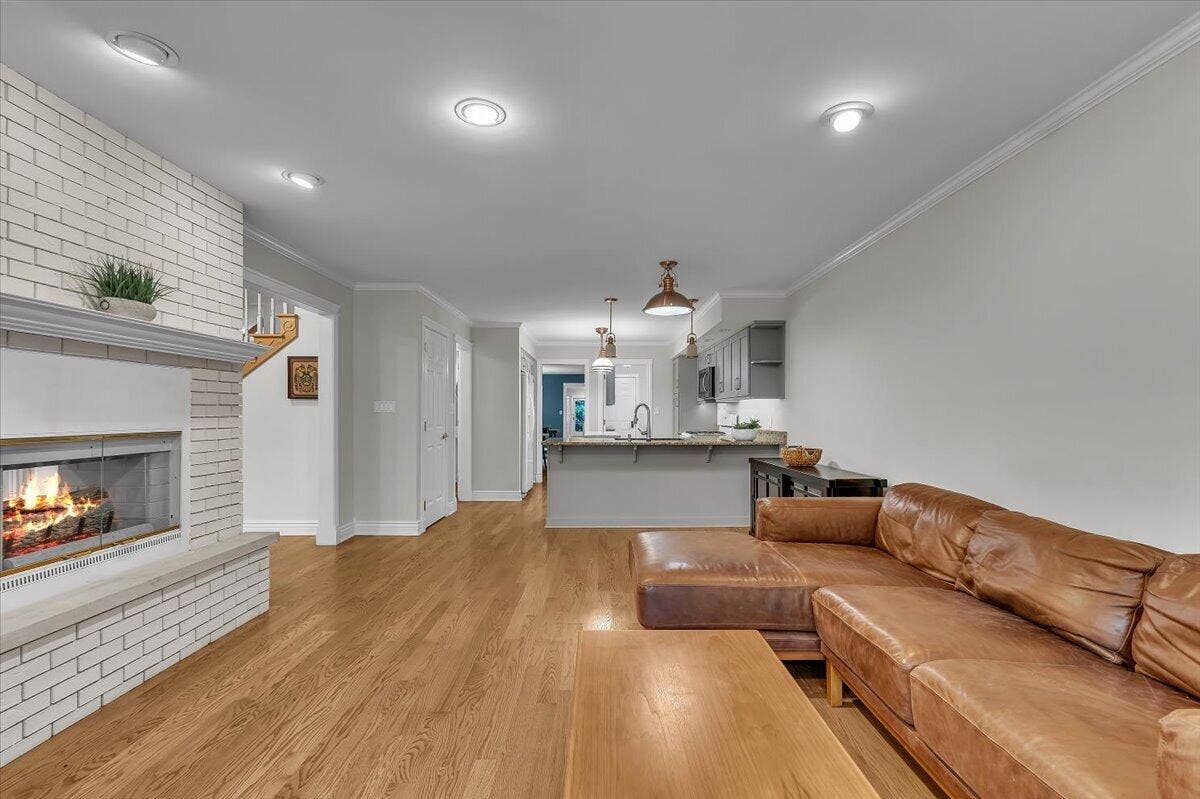 1004 Muirfield Court, Schererville, IN 46375 15-IMG_0513