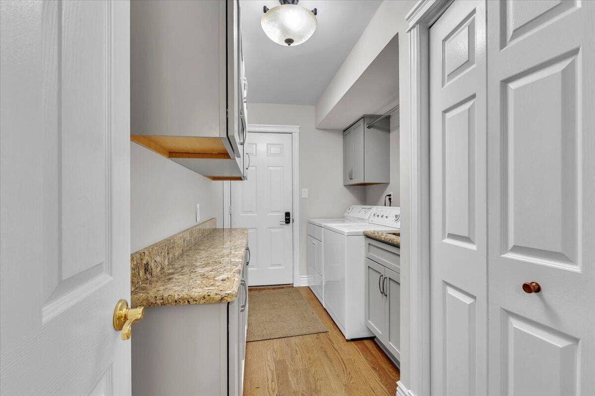 1004 Muirfield Court, Schererville, IN 46375 20-IMG_0558