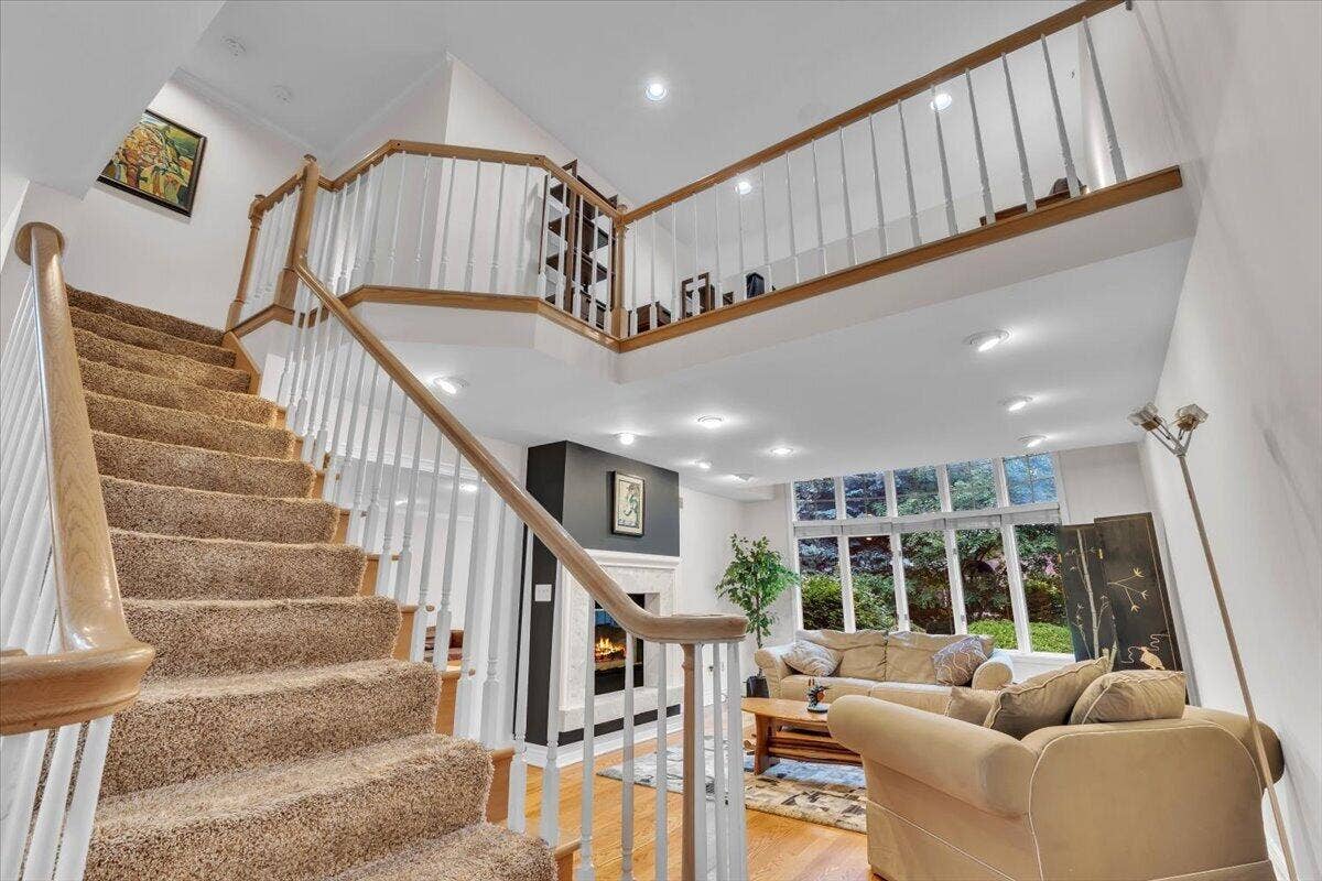 1004 Muirfield Court, Schererville, IN 46375 22-IMG_0568