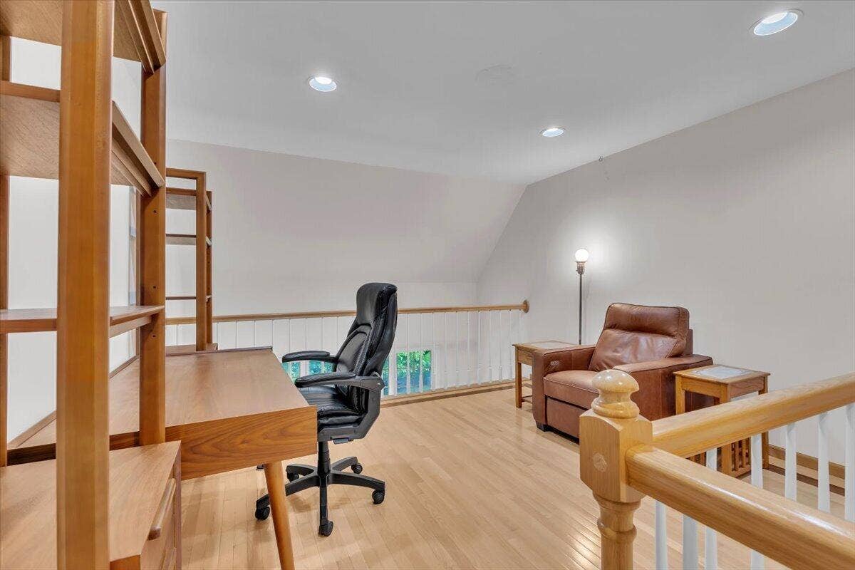 1004 Muirfield Court, Schererville, IN 46375 23-IMG_0573