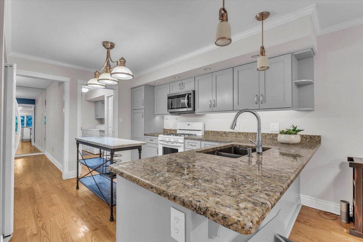 1004 Muirfield Court, Schererville, IN 46375 18-IMG_0538