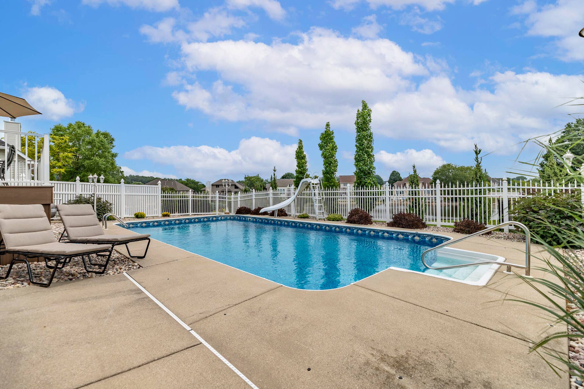 673 Davis Circle-64